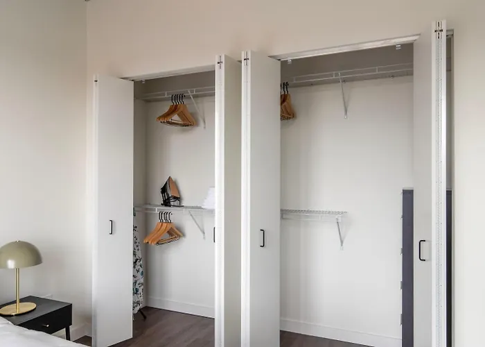 River North 1br W Pool Gym Nr Riverwalk L Chi-1030